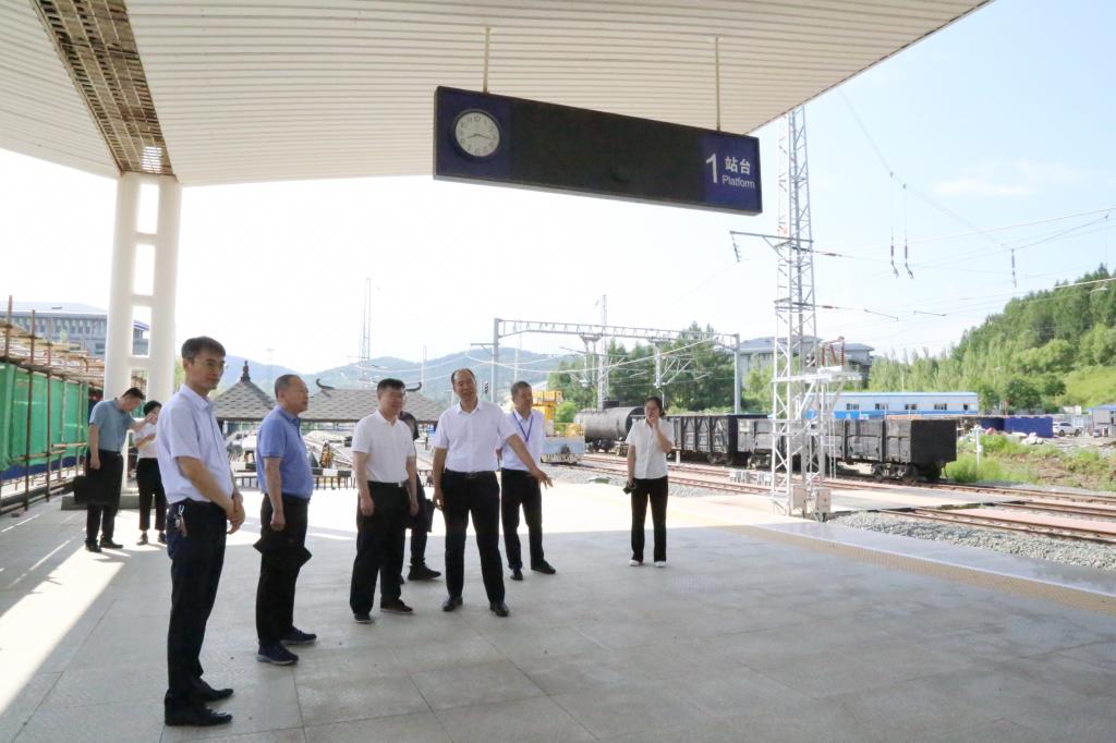 参观铁道综合演练实训基地 参观铁道综合演练实训基地