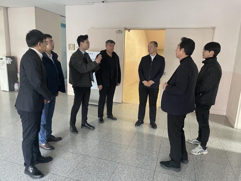 参观留学生公寓 参观留学生公寓